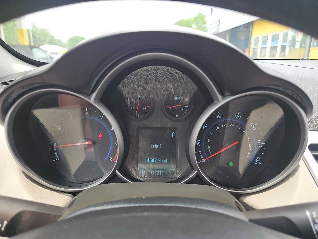 Chevrolet Cruze 2LS 2011