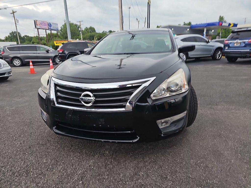 Nissan Altima 2.5 S 2013