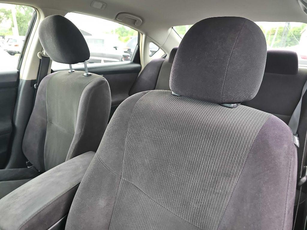 Nissan Altima 2.5 S 2013