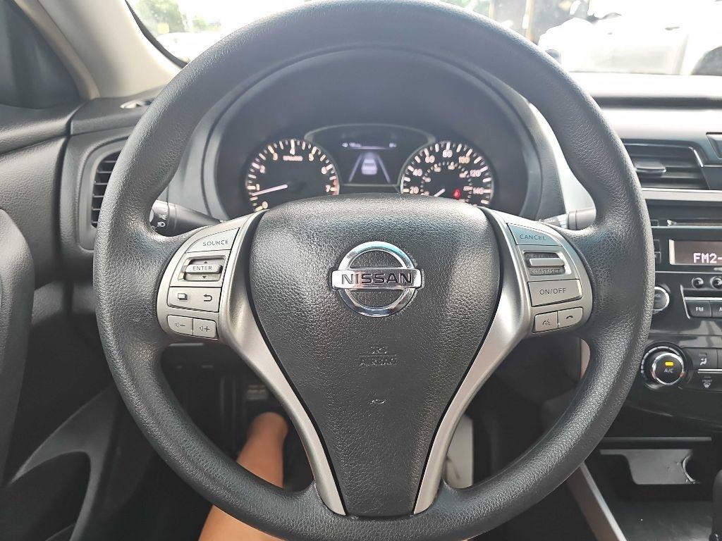 Nissan Altima 2.5 S 2013