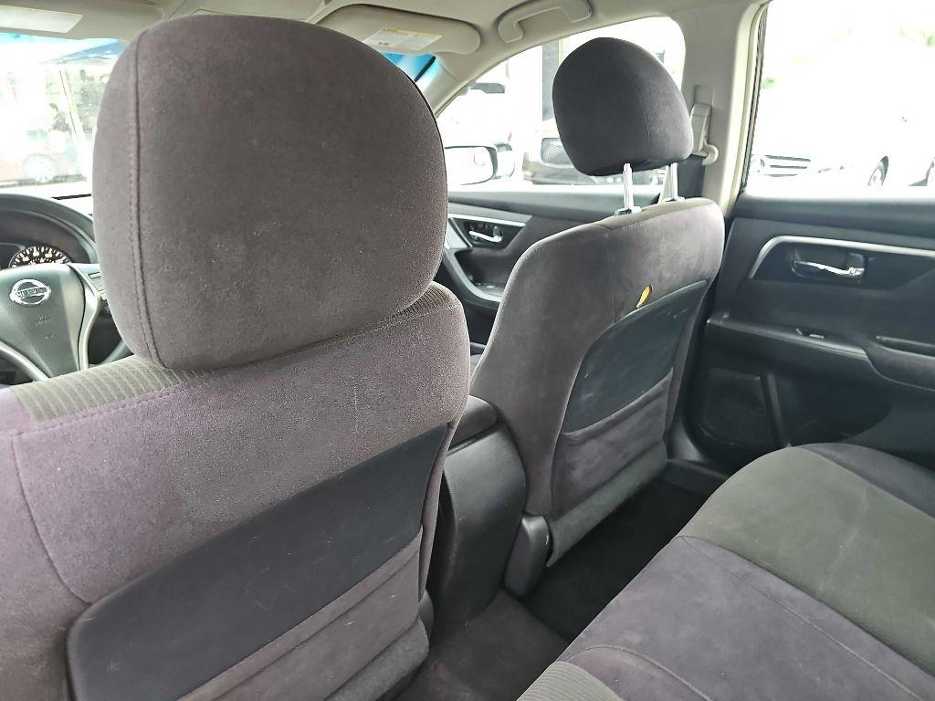 Nissan Altima 2.5 S 2013