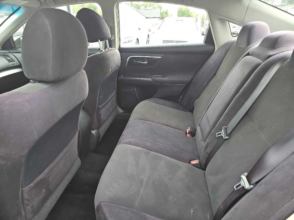 Nissan Altima 2.5 S 2013