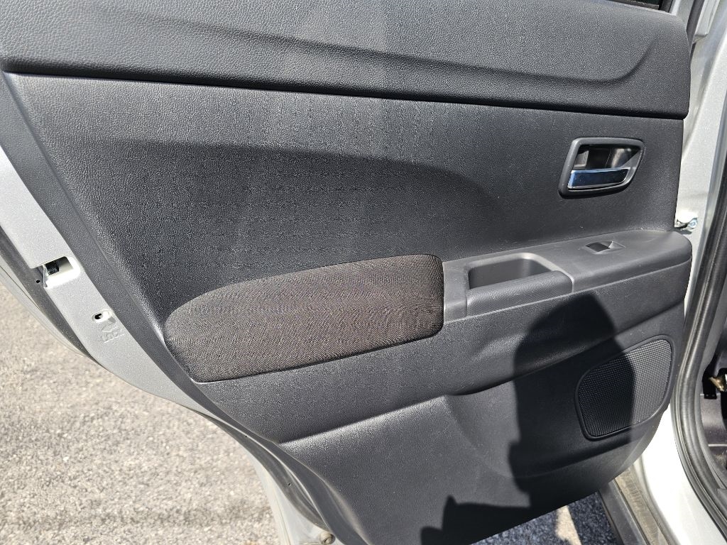 Mitsubishi Outlander Sport 2.0 ES CVT 2021 Mitsubishi Outlander Sport 2.0 ES CVT 2021