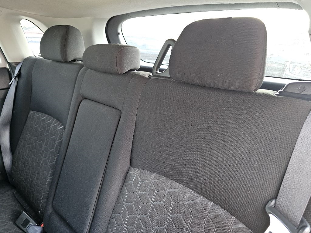 Mitsubishi Outlander Sport 2.0 ES CVT 2021 Mitsubishi Outlander Sport 2.0 ES CVT 2021