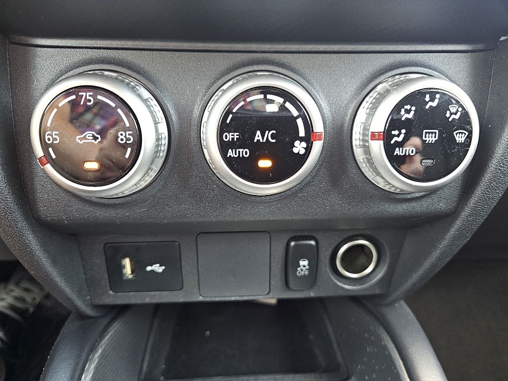 Mitsubishi Outlander Sport 2.0 ES CVT 2021