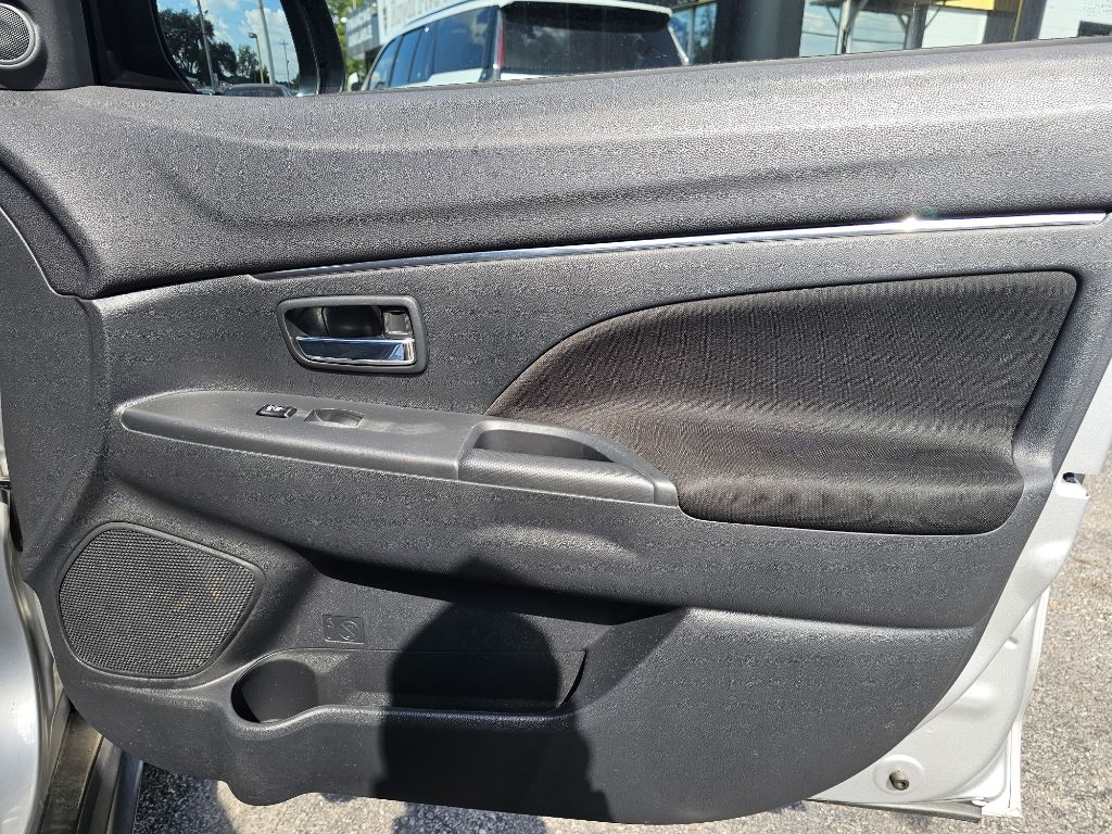 Mitsubishi Outlander Sport 2.0 ES CVT 2021