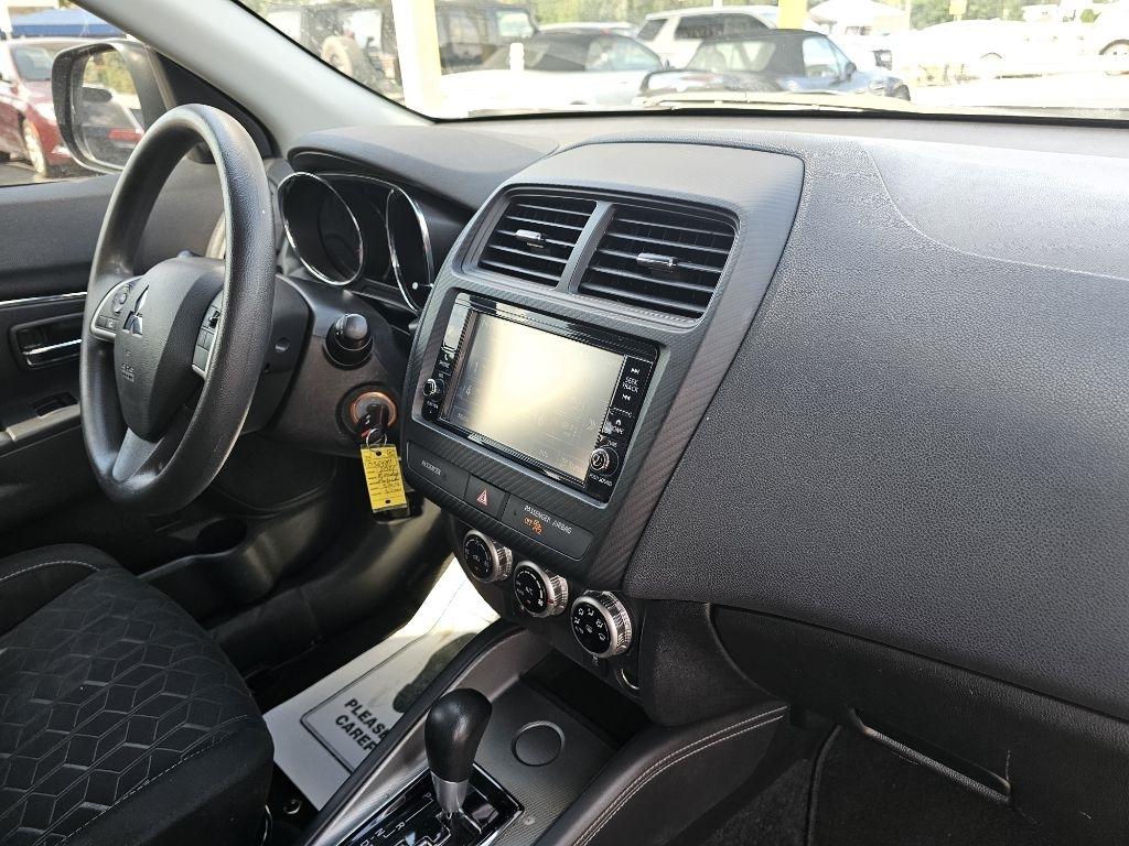 Mitsubishi Outlander Sport 2.0 ES CVT 2021