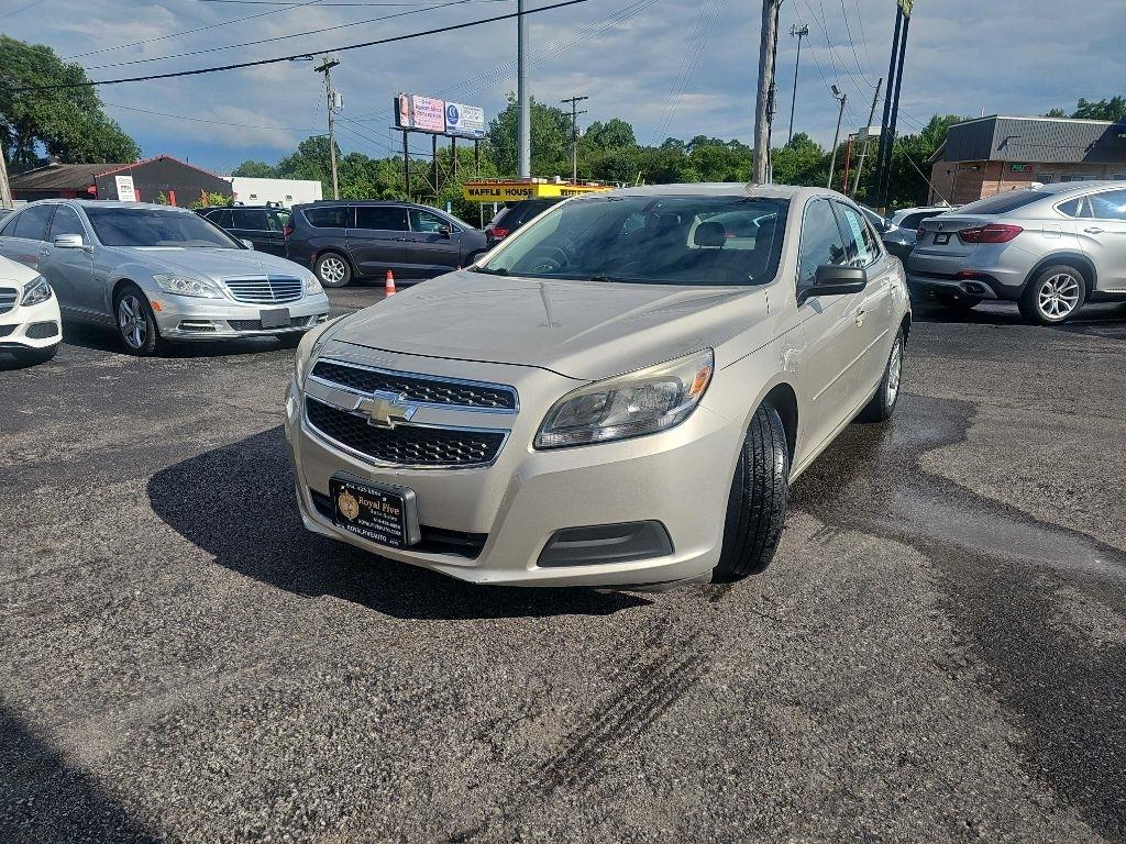 Chevrolet Malibu LS 2013