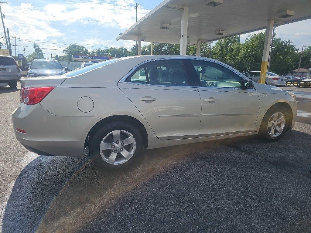 Chevrolet Malibu LS 2013