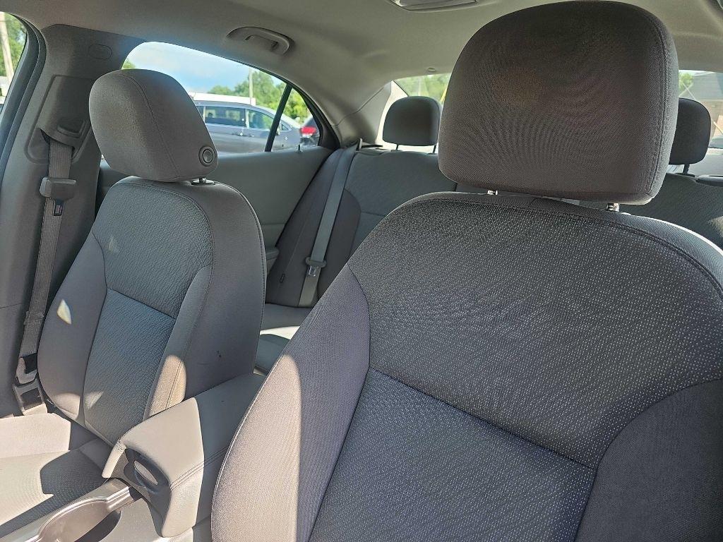 Chevrolet Malibu LS 2013