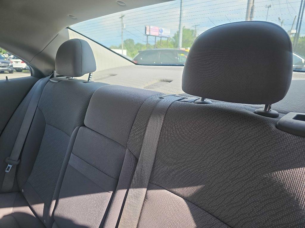 Chevrolet Malibu LS 2013
