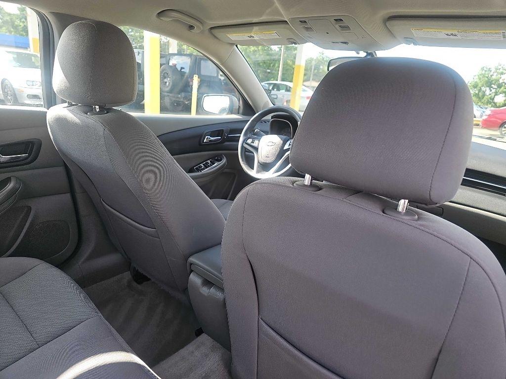 Chevrolet Malibu LS 2013