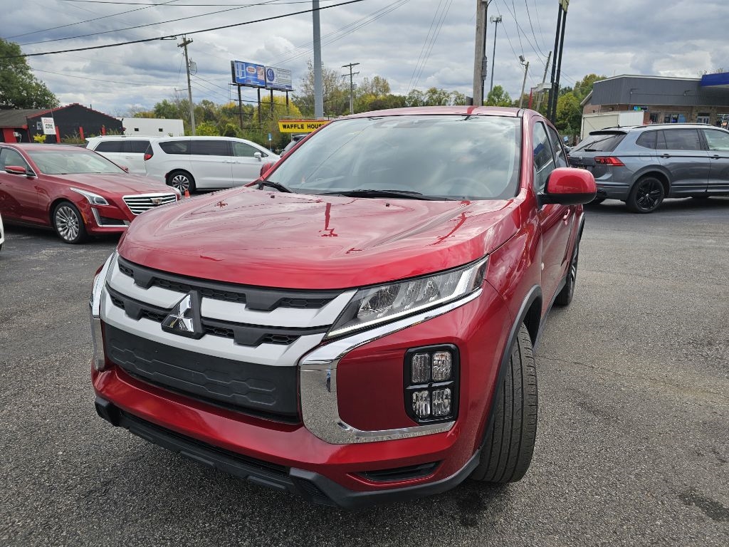 Mitsubishi Outlander Sport 2.0 ES 4WD 2023 Mitsubishi Outlander Sport 2.0 ES 4WD 2023