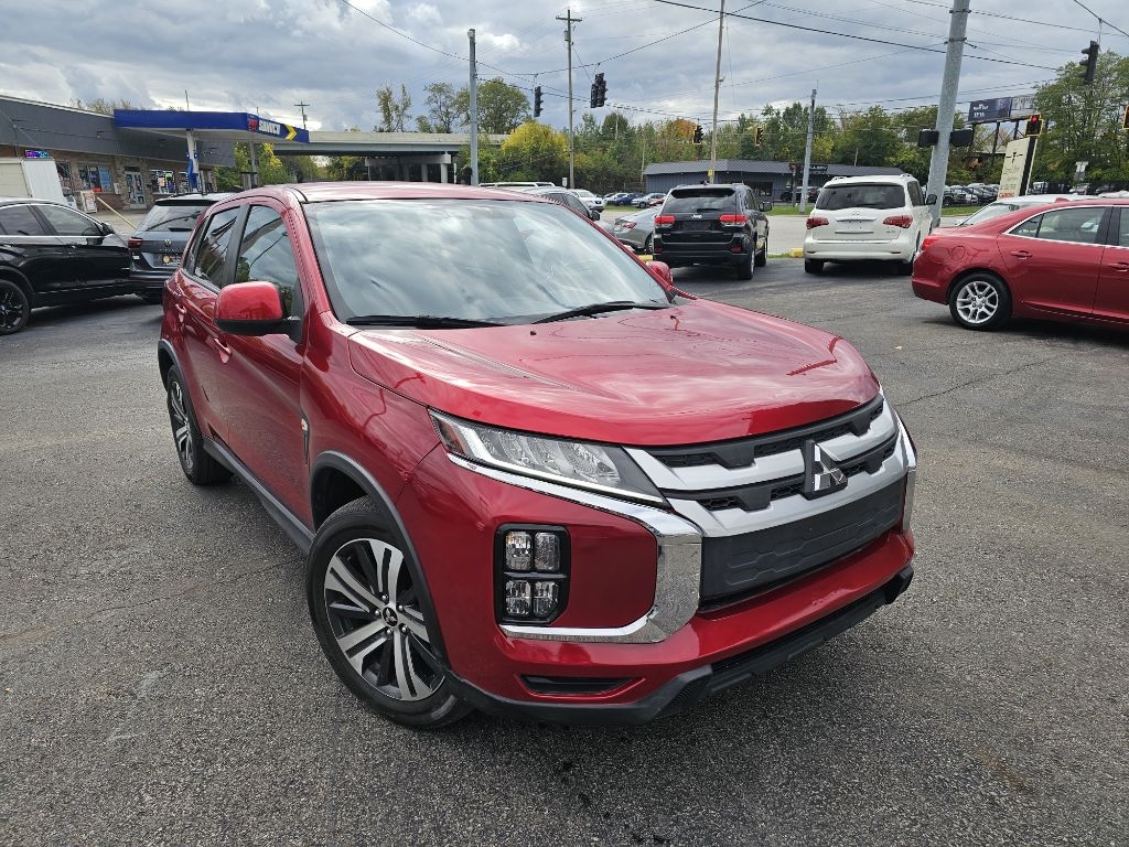 Mitsubishi Outlander Sport 2.0 ES 4WD 2023 Mitsubishi Outlander Sport 2.0 ES 4WD 2023
