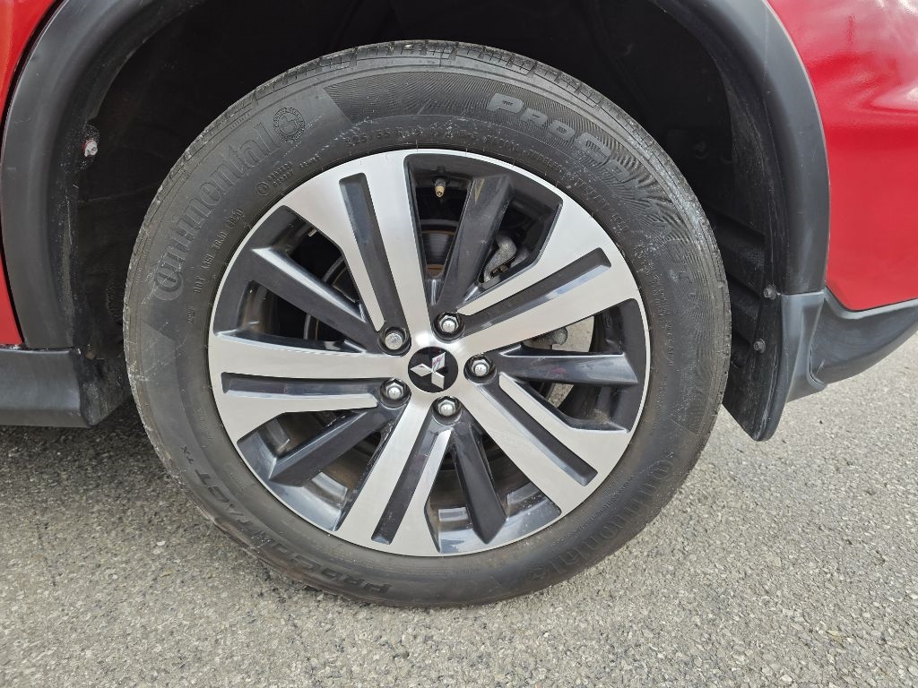 Mitsubishi Outlander Sport 2.0 ES 4WD 2023 Mitsubishi Outlander Sport 2.0 ES 4WD 2023