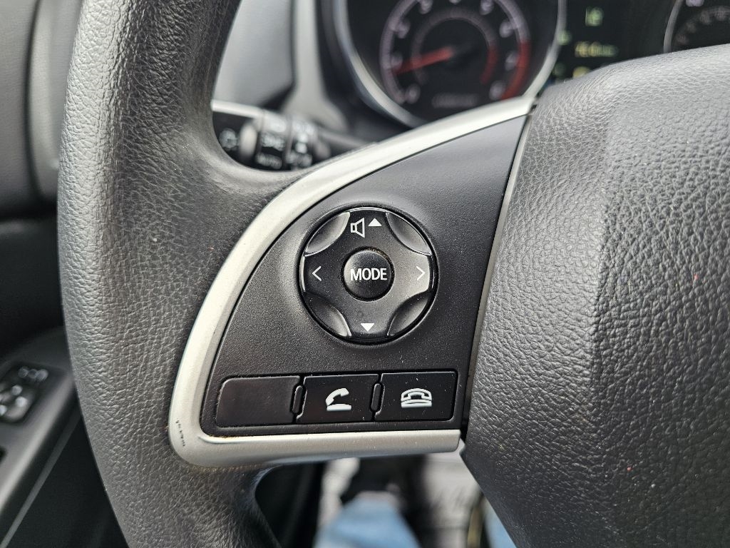 Mitsubishi Outlander Sport 2.0 ES 4WD 2023 Mitsubishi Outlander Sport 2.0 ES 4WD 2023