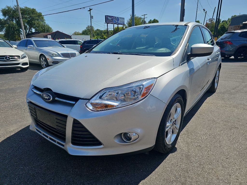 Ford Focus SE 2012