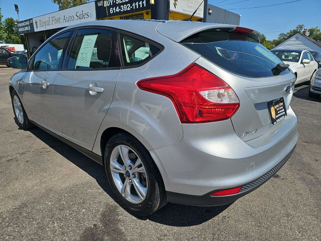 Ford Focus SE 2012