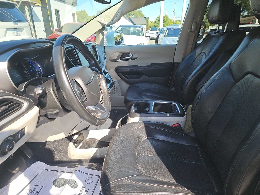 Chrysler Pacifica Hybrid Touring L 2022 Chrysler Pacifica Hybrid Touring L 2022