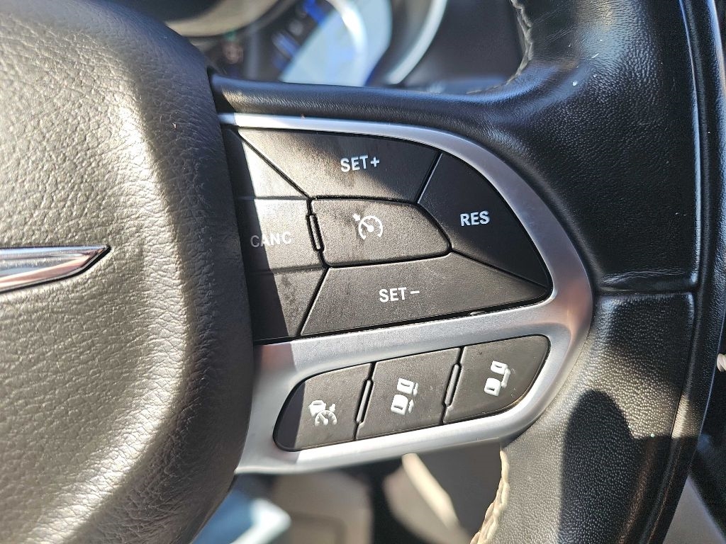Chrysler Pacifica Hybrid Touring L 2022 Chrysler Pacifica Hybrid Touring L 2022