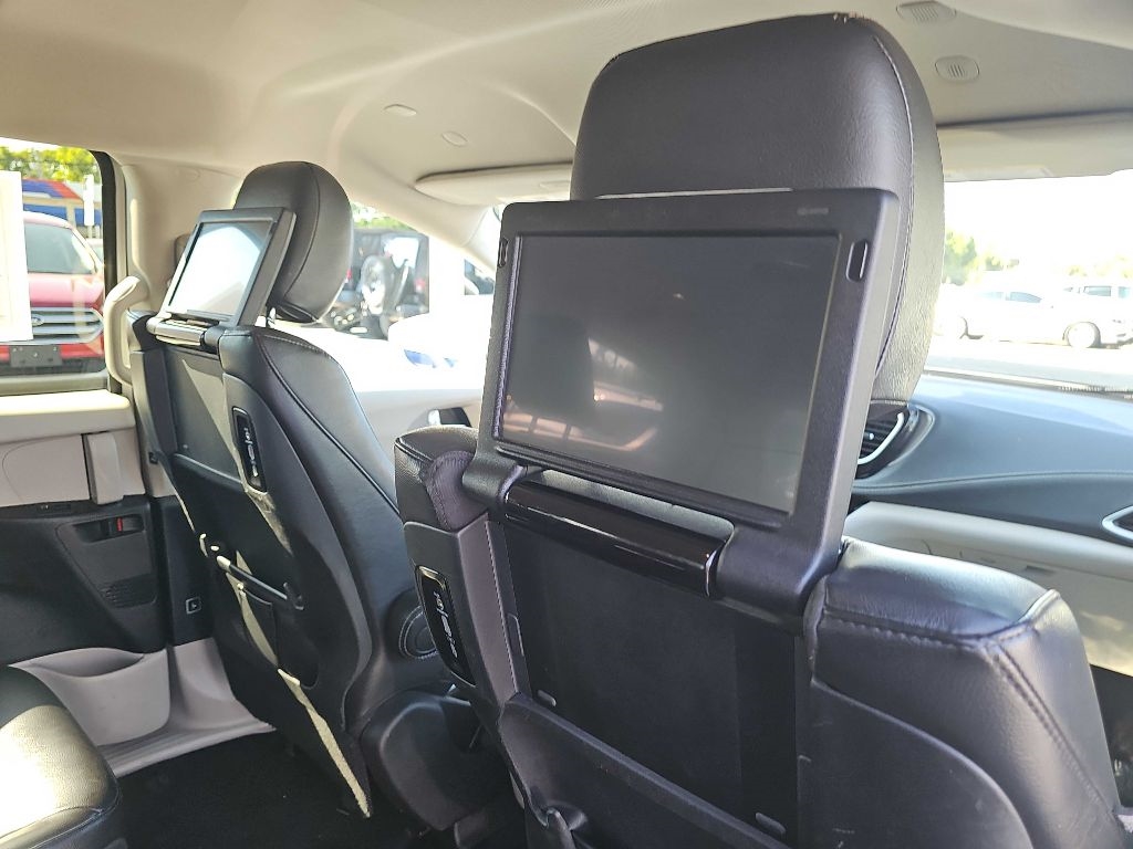 Chrysler Pacifica Hybrid Touring L 2022 Chrysler Pacifica Hybrid Touring L 2022