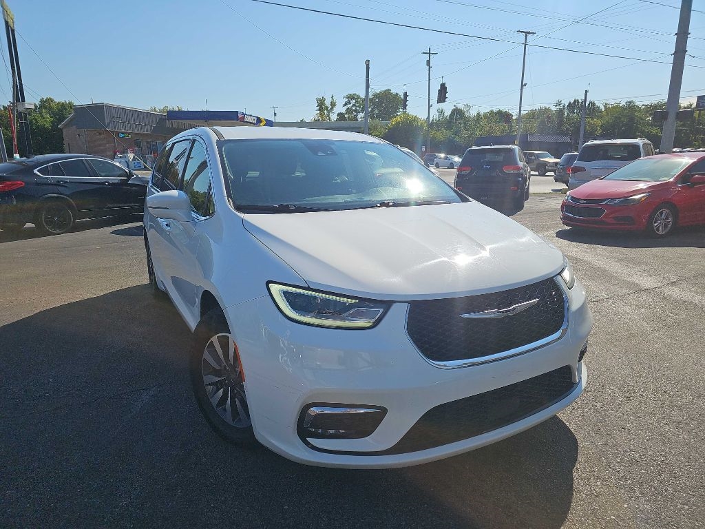Chrysler Pacifica Hybrid Touring L 2022