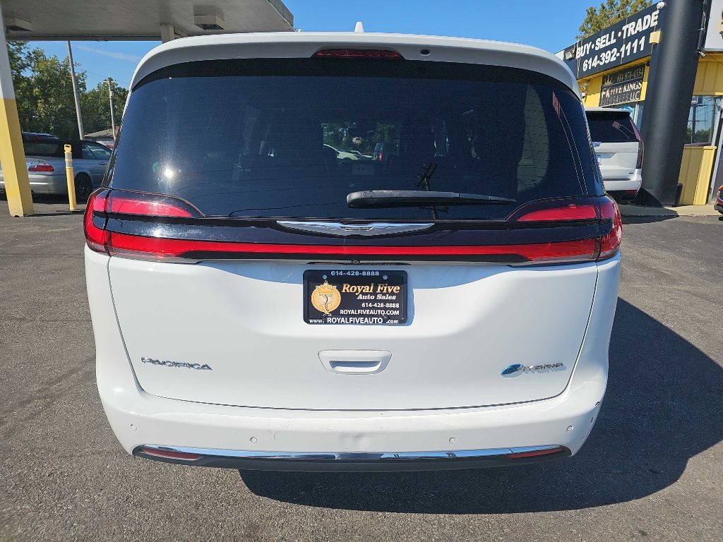Chrysler Pacifica Hybrid Touring L 2022