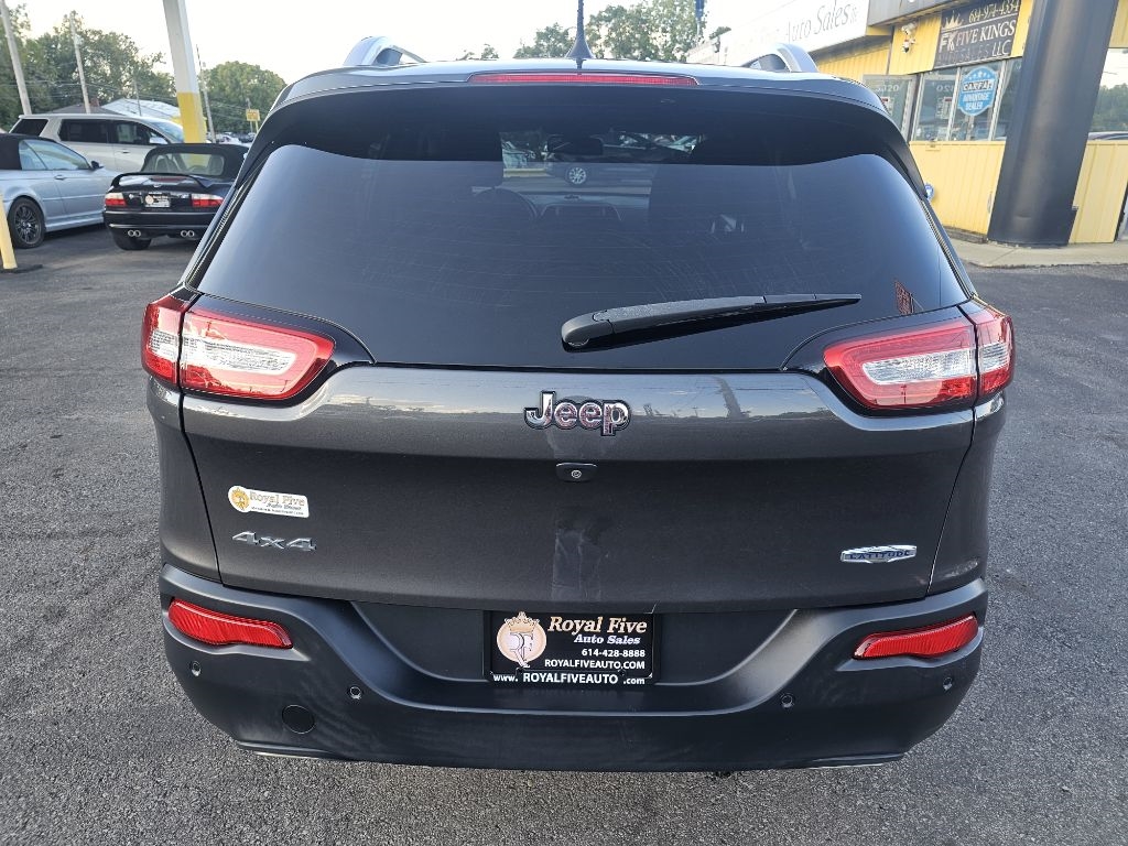 Jeep Cherokee Latitude 4WD 2016