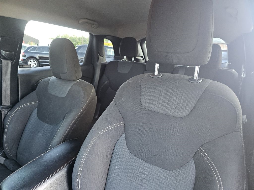 Jeep Cherokee Latitude 4WD 2016