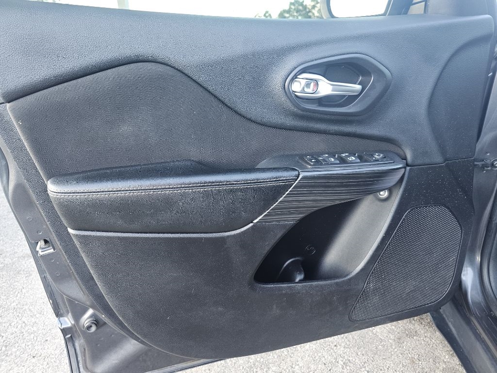 Jeep Cherokee Latitude 4WD 2016