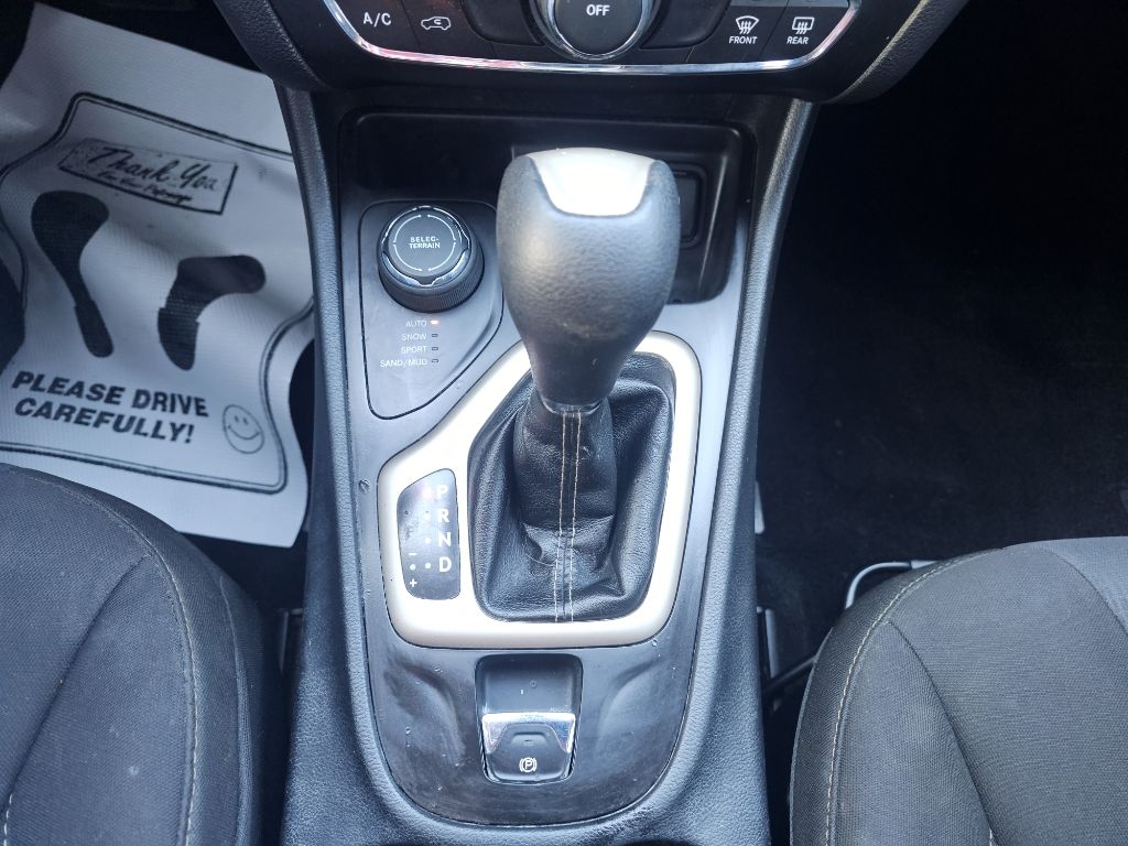 Jeep Cherokee Latitude 4WD 2016