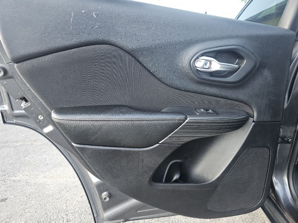 Jeep Cherokee Latitude 4WD 2016