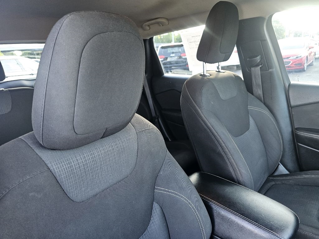 Jeep Cherokee Latitude 4WD 2016