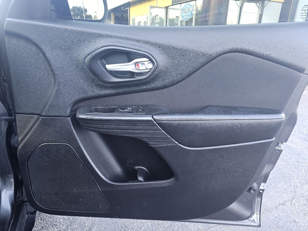 Jeep Cherokee Latitude 4WD 2016