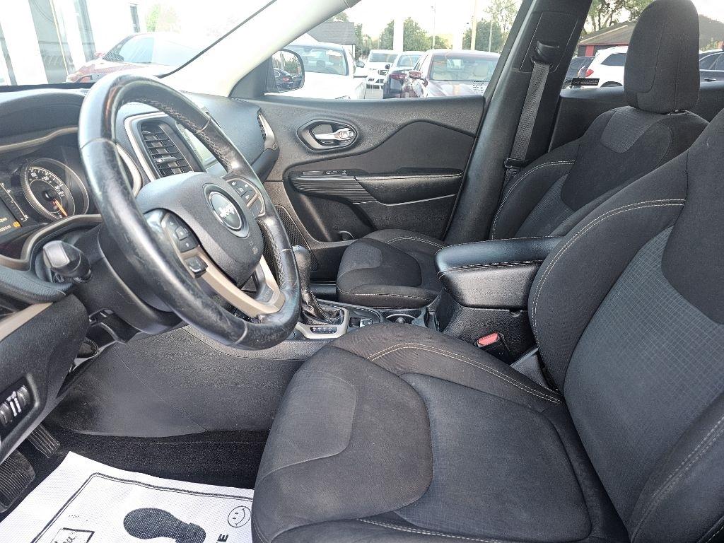 Jeep Cherokee Latitude 4WD 2016