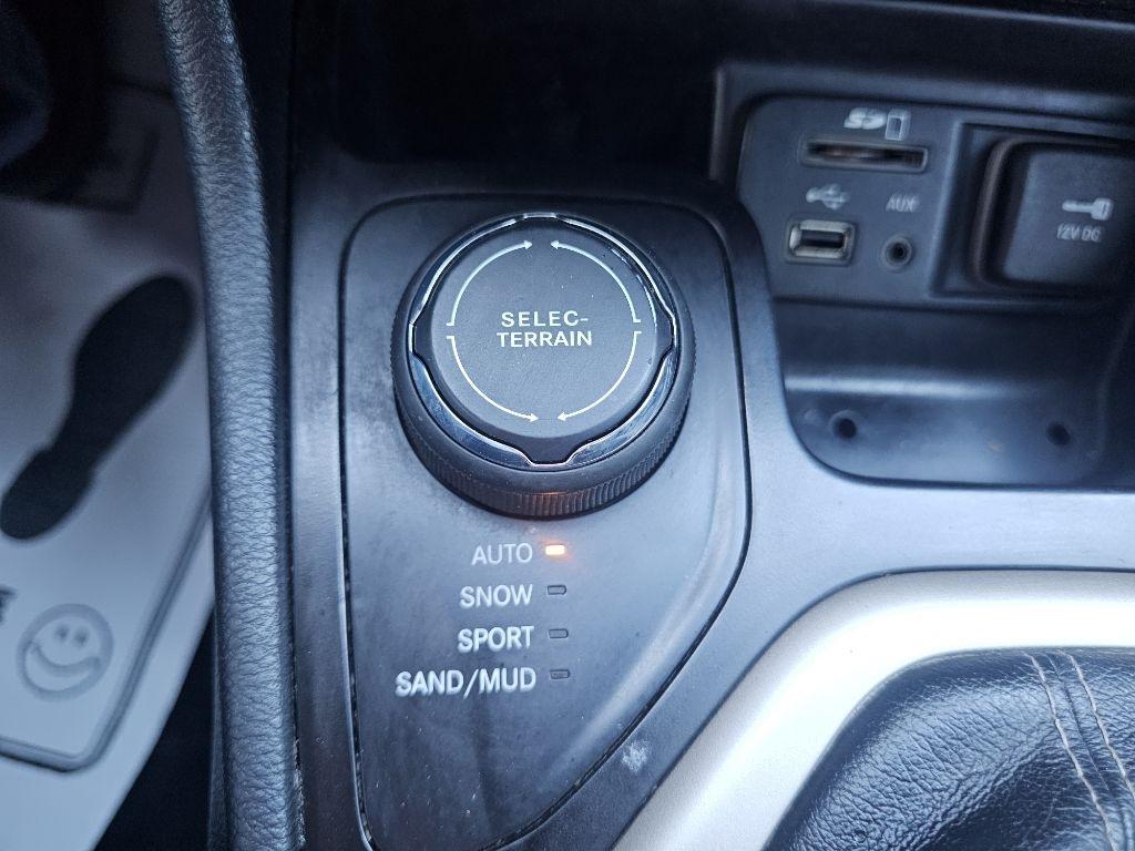 Jeep Cherokee Latitude 4WD 2016
