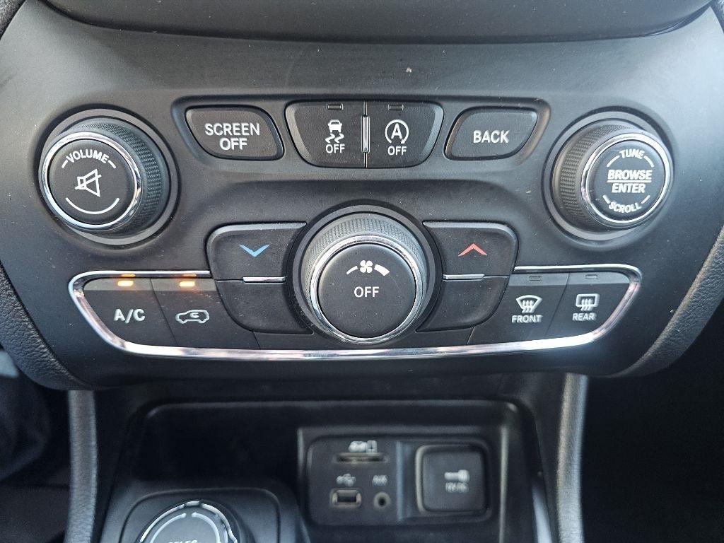 Jeep Cherokee Latitude 4WD 2016