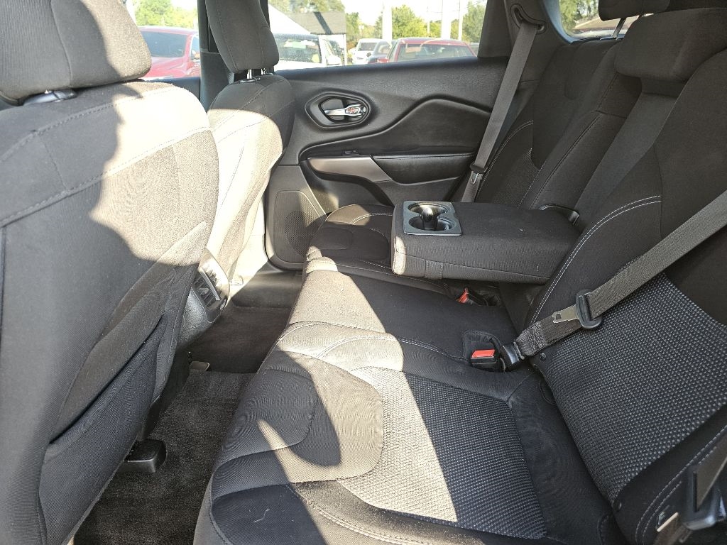 Jeep Cherokee Latitude 4WD 2019