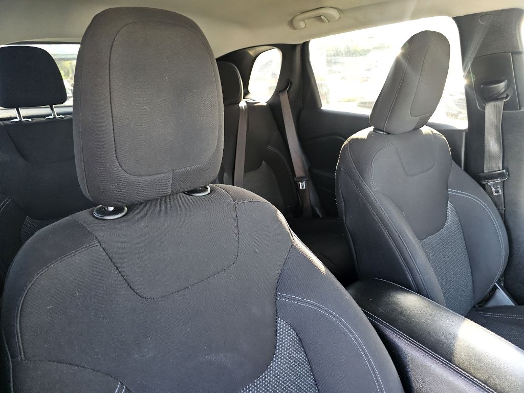 Jeep Cherokee Latitude 4WD 2019