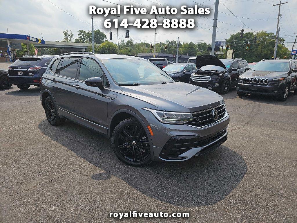 Volkswagen Tiguan SE R-Line Black 4MOTION 2022 Volkswagen Tiguan SE R-Line Black 4MOTION 2022
