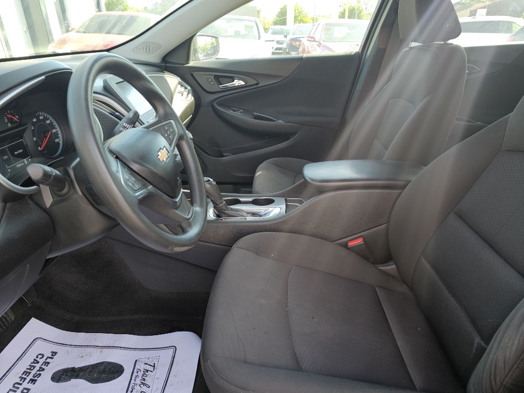 Chevrolet Malibu LS 2018