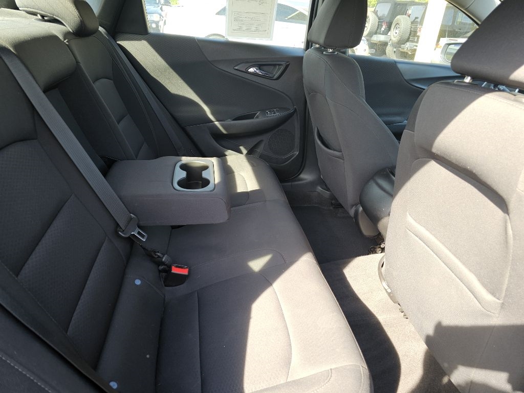 Chevrolet Malibu LS 2018