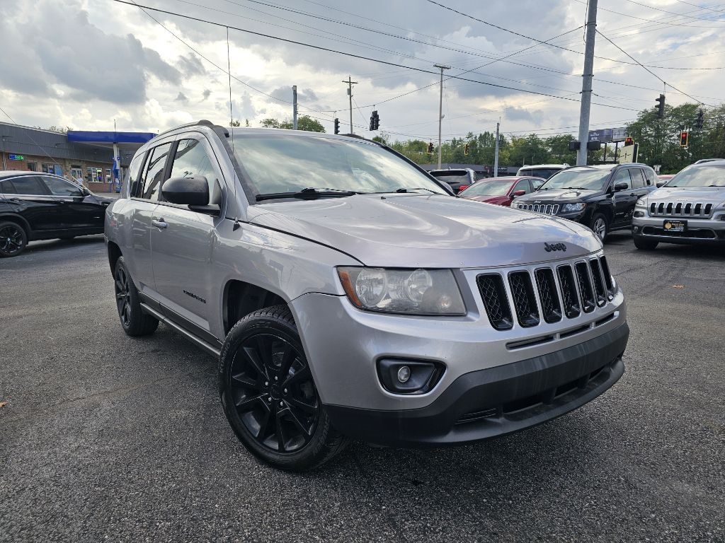 2015 Jeep Compass Sport photo 4