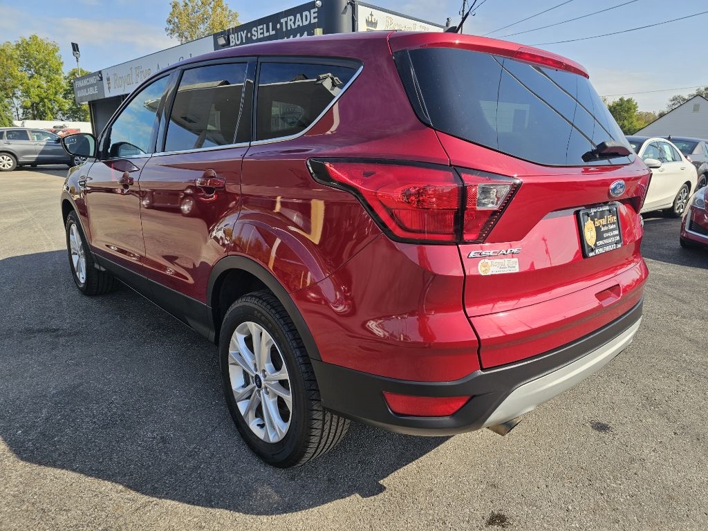Ford Escape SE FWD 2019 Ford Escape SE FWD 2019