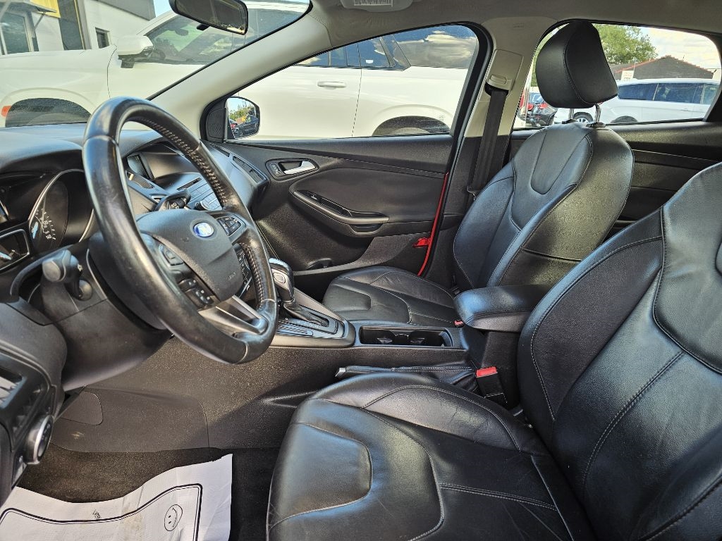 Ford Focus SE Sedan 2016 Ford Focus SE Sedan 2016