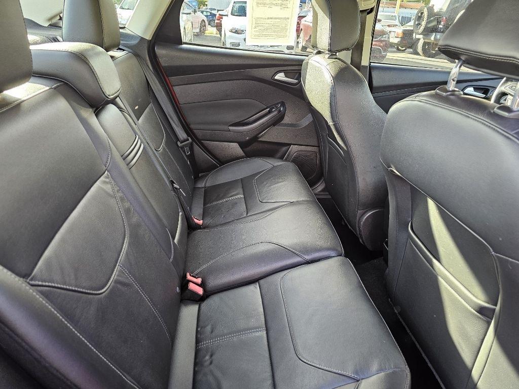 Ford Focus SE Sedan 2016