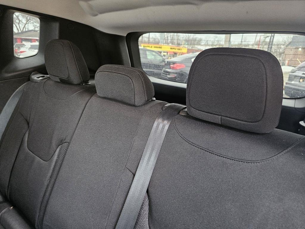 Jeep Renegade Latitude FWD 2016