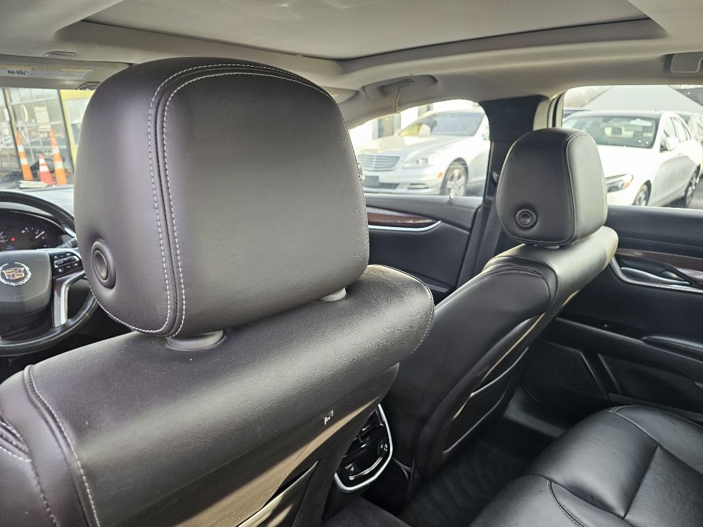 Cadillac XTS Luxury FWD 2016