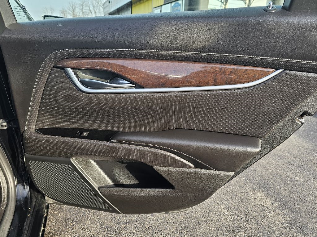 Cadillac XTS Luxury FWD 2016