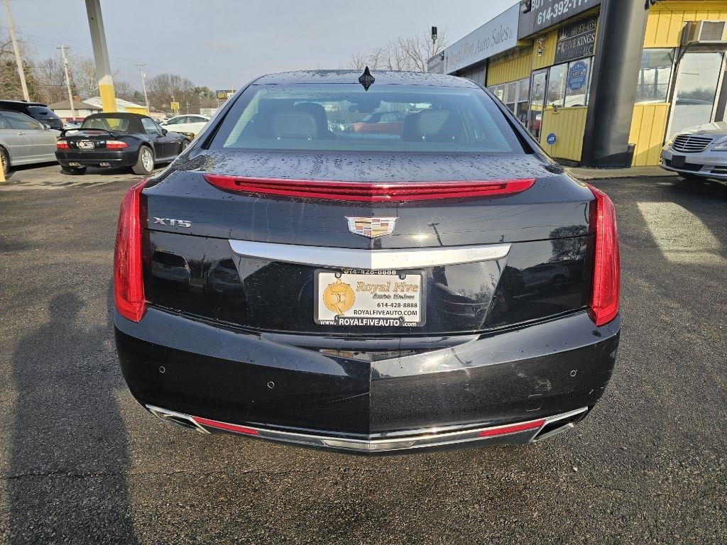 Cadillac XTS Luxury FWD 2016